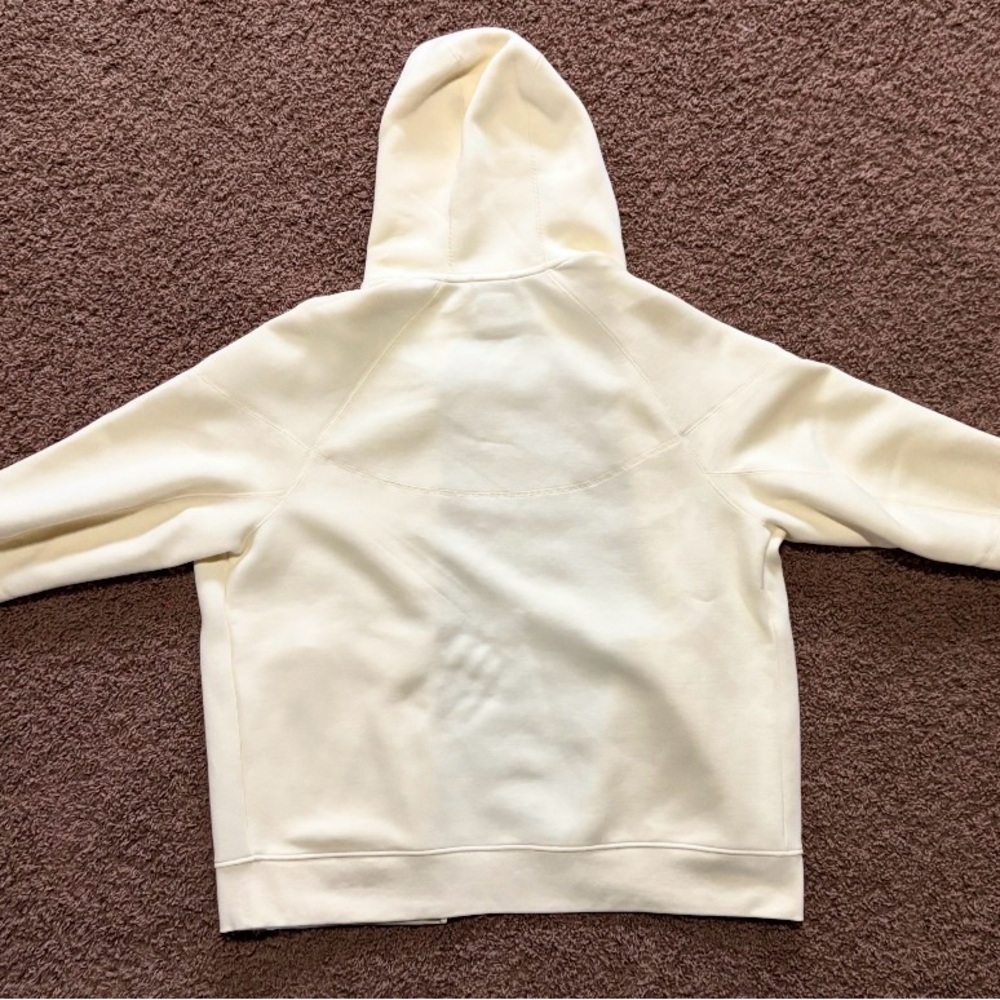 Cream Nike Tech Fleece Full Zip - Picture 2 of 5
